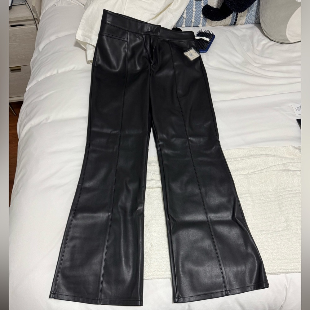 Black faux leather pants with a flared leg #leatherpants #y2k #grunge